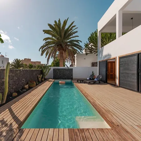 Canaryislandshost L Pausa Villa Costa Teguise